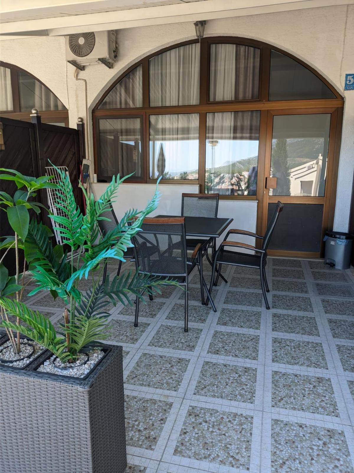 Apartment 'saraena' *
